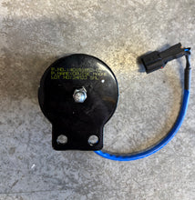 Load image into Gallery viewer, LS Tractor Magnet Assembly Cruise TRG750 40181852 OEM Part
