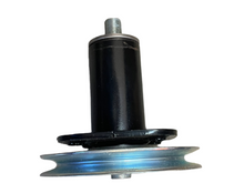 Load image into Gallery viewer, 51537200/51528000 Gravely Deck Spindle Assembly 52&quot;

