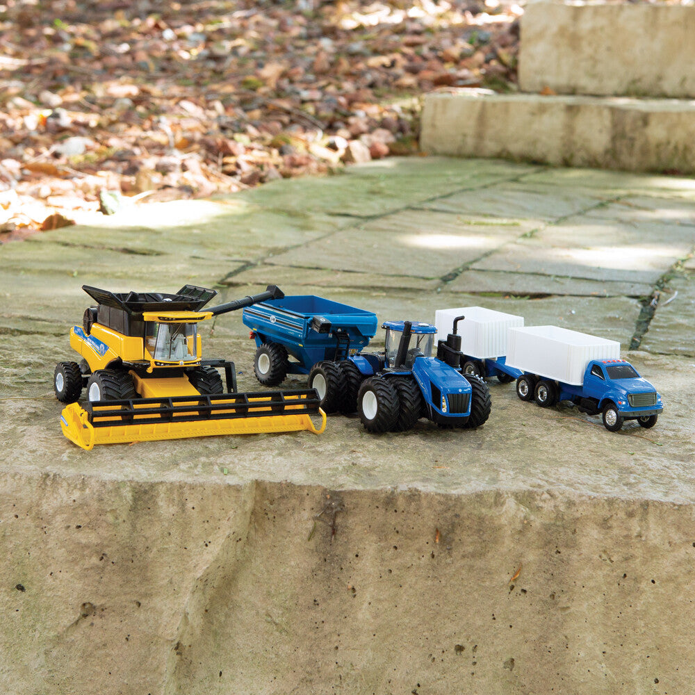 New Holland CR9.90/T9.645 Harvesting Set 1:64 Scale